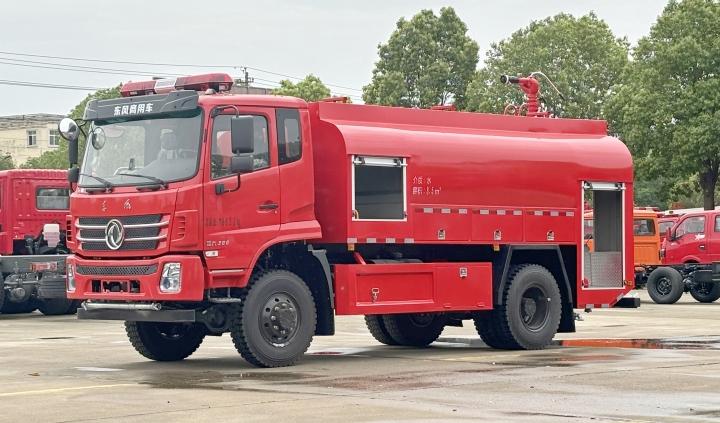 ����8.5������ɭ���������������г�����